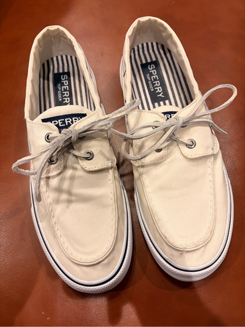 Sperry Men's Cream Canvas Boat Shoes with Navy Stripe Insole